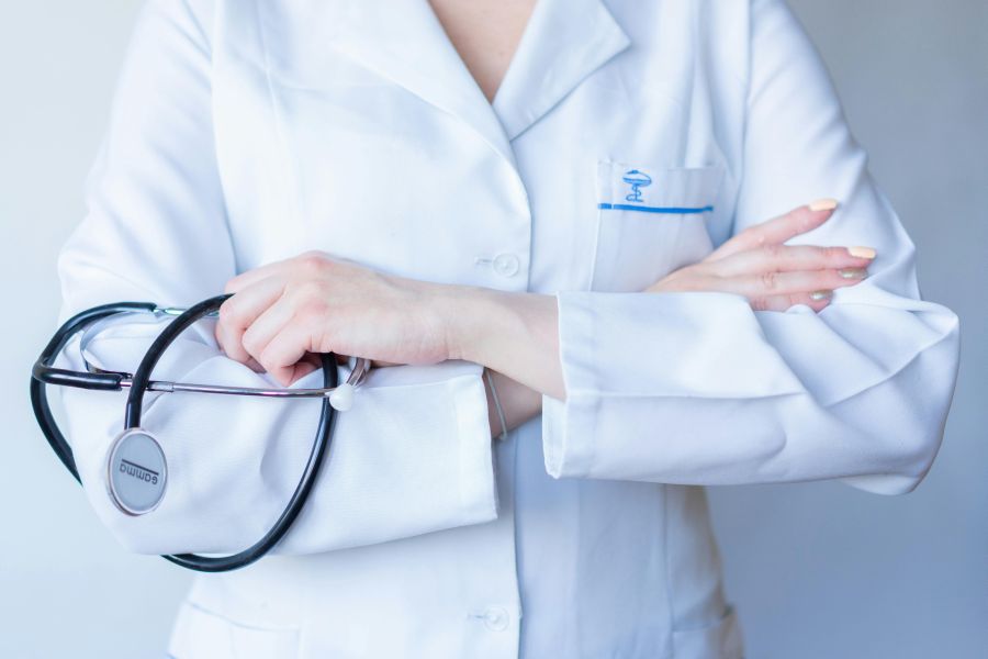 Krankenkasse lehnt Hilfsmittel ab: So gehst du richtig vor