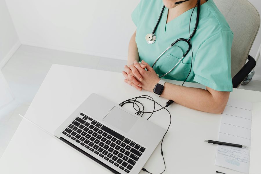 Krankenkasse verlangt Reha-Antrag: So wirkt sich das auf das Krankengeld aus