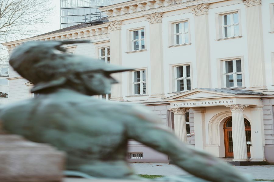 Wiedereinsetzung in den vorigen Stand: Wann eine verpasste Frist heilbar ist