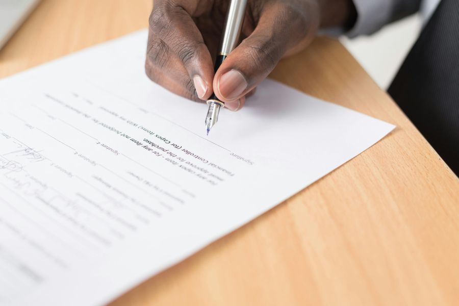 Rechnung vom Schlüsseldienst zu hoch: Welche Kosten du anfechten kannst